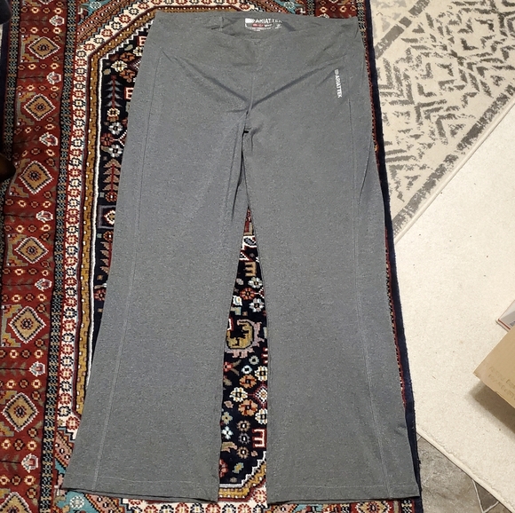 ARIAT TEK HEAT SERIES. NWOT. GREY HEATHERED  SZ LARGE. LEGGINGS. BOOTCUT - Picture 1 of 7